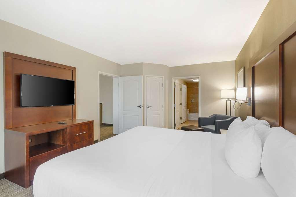 Comfort Inn & Suites Tifton Quarto foto